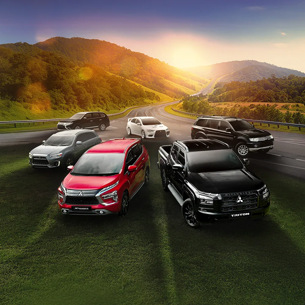 mmm-20-years-anniversary-models-banner-mobile